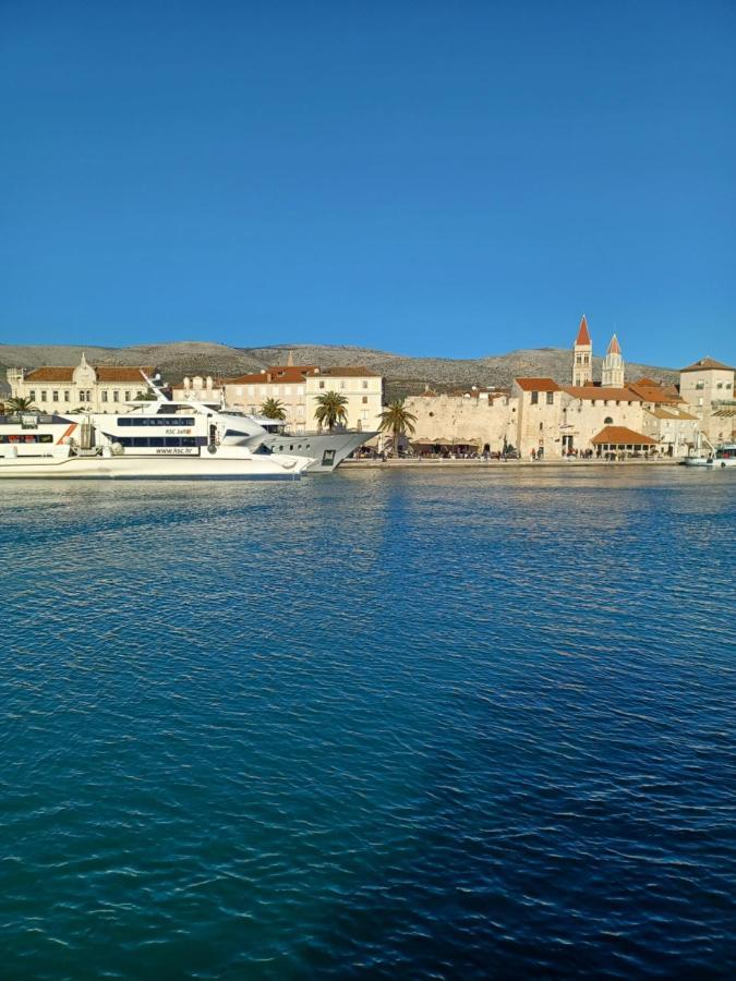 Apartment Adria Relax With Private Heated Pool Trogir Exterior foto