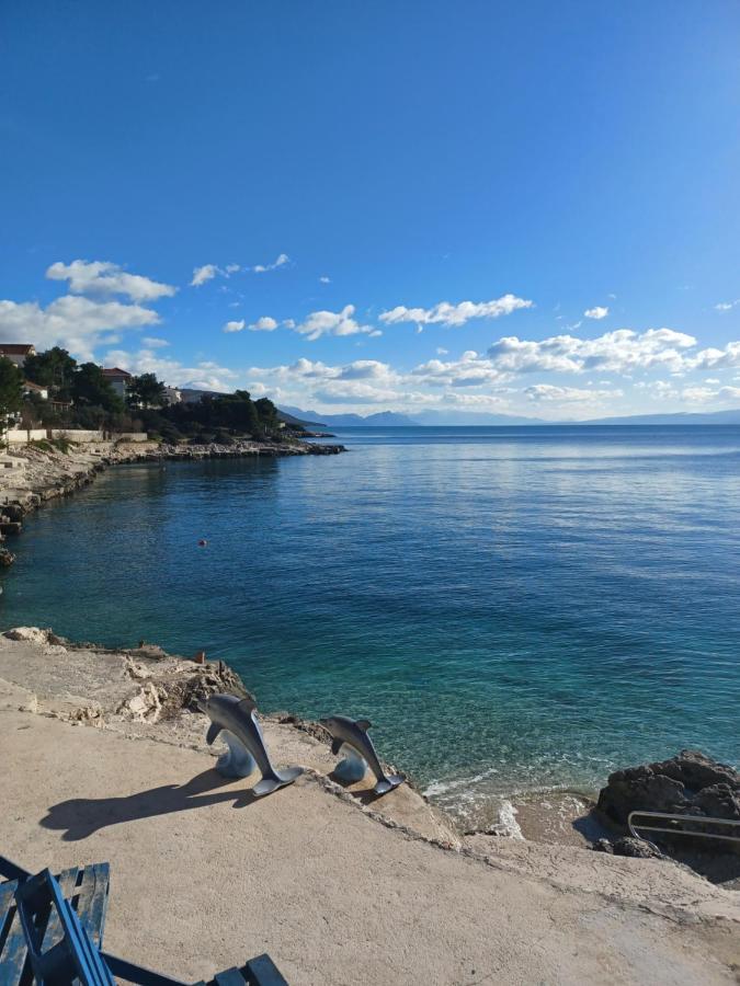 Apartment Adria Relax With Private Heated Pool Trogir Exterior foto