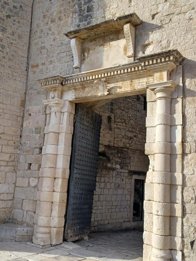 Apartment Adria Relax With Private Heated Pool Trogir Exterior foto