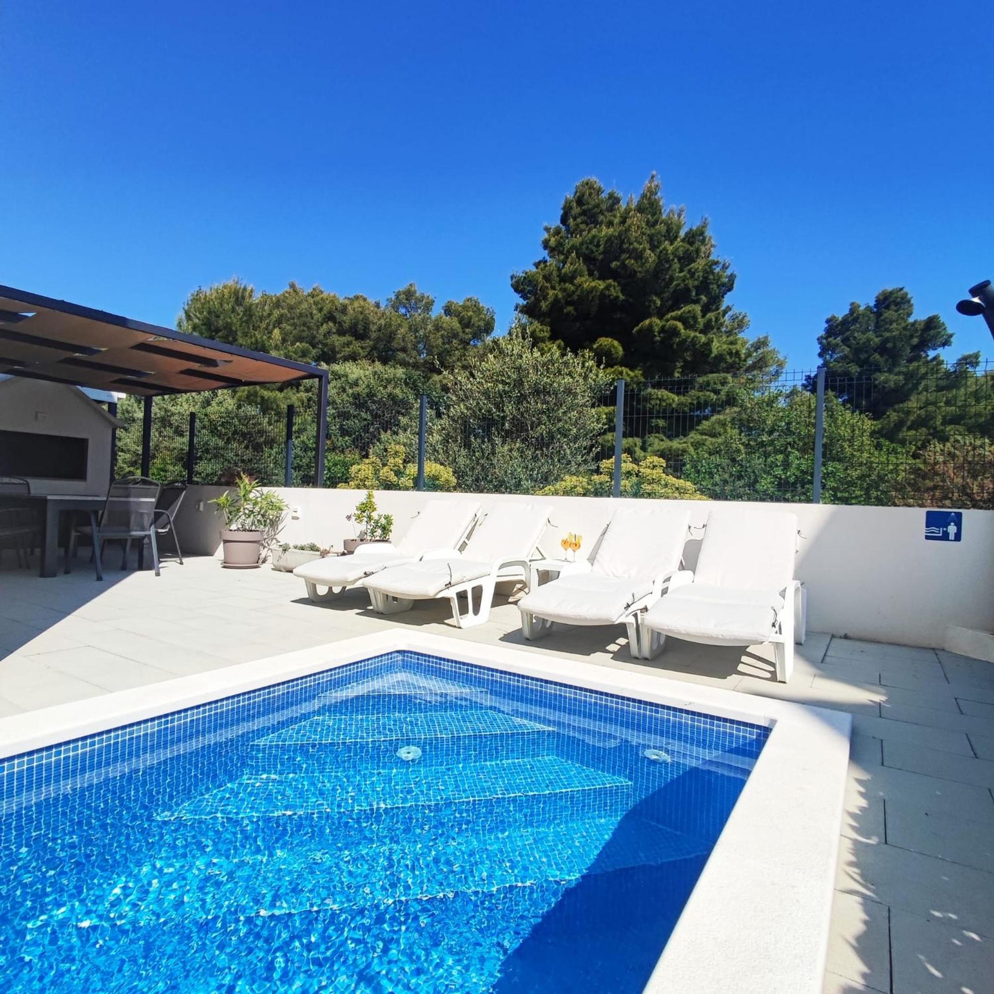 Apartment Adria Relax With Private Heated Pool Trogir Exterior foto